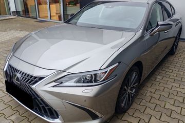 Lexus ES 300h Business Edition 2.5 E-CVT