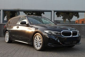 BMW Seria 3 Touring 320i