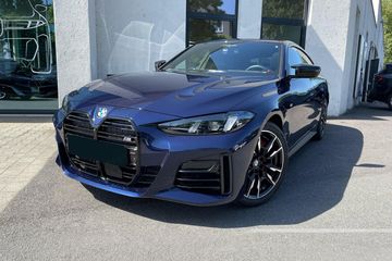 BMW Seria 4 Gran Coupe M440i xDrive