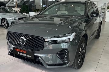 Volvo XC60 B5 B AWD Plus Dark