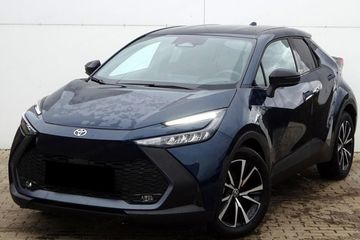 Toyota C-HR Style 2.0 Hybrid Dynamic Force Plug-in