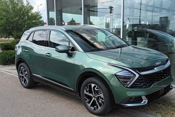 Kia Sportage 1.6 T-GDI  Business Line 4WD DCT