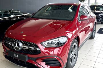 Mercedes GLA 200 AMG Line