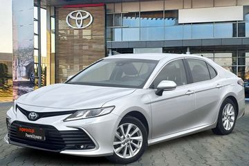 Toyota Camry 2.5 Hybrid Comfort Cvt