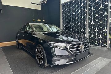 Mercedes Klasa E 220 d 4-Matic Exclusive