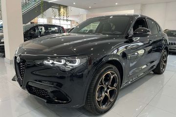 Alfa Romeo Stelvio Turbo Intensa Q4