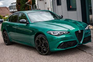 Alfa Romeo Giulia 2.0 Turbo Intensa Q4
