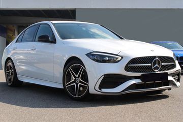 Mercedes Klasa C 200 4-Matic AMG