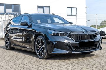 BMW Seria 5 Touring 540d xDrive M Sport
