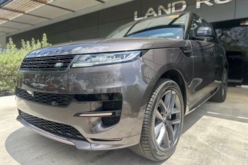 Land Rover Range Rover Sport D300 Dynamic SE