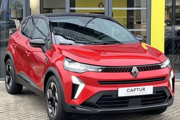Renault Captur Techno 1.6 E-TECH