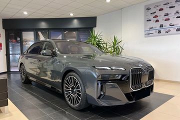 BMW Seria 7 740d xDrive M Sport