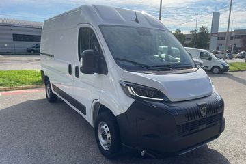 Peugeot Boxer Heavy L2H2 AT8