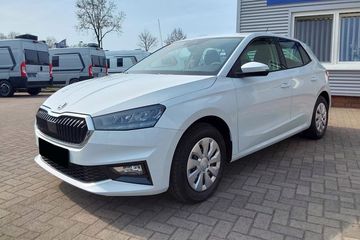 Skoda Fabia Essence 1.0 MPI