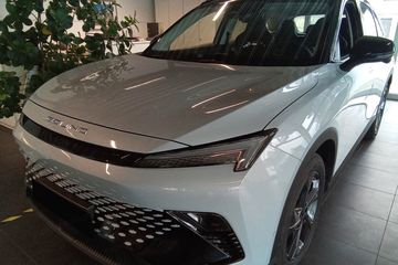 Baic Beijing 5 1.5T Luxury DCT