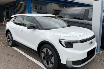 Ford Explorer Premium 77kWh RWD