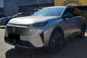 Peugeot 5008 Allure e-DCS6 1.2 mHEV
