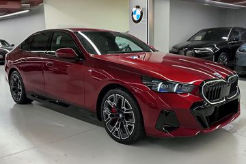 BMW Seria 5 540d xDrive M Sport