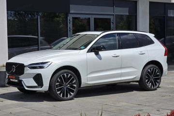 Volvo XC60 B5 B AWD Ultra Dark