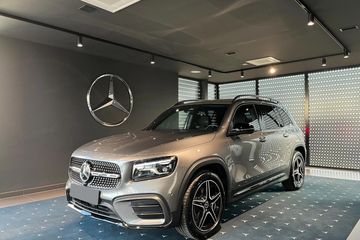 Mercedes GLB 250 4-Matic AMG Line