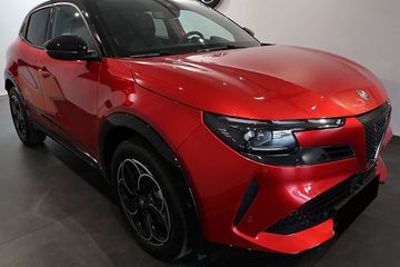 Alfa Romeo Junior Ibrida Ti