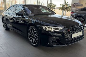 Audi A8 S8 TFSI quattro