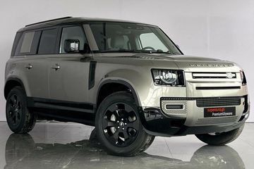 Land Rover Defender 110 D300 X-Dynamic SE