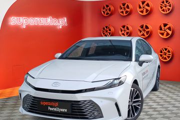 Toyota Camry Hybrid Dynamic Force Executive e-CVT