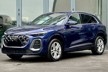 Audi Q5 TFSI quattro S tronic