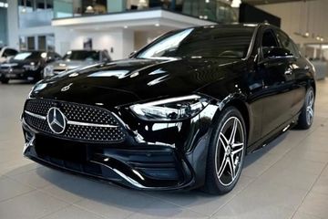 Mercedes Klasa C 220 d 4-Matic AMG