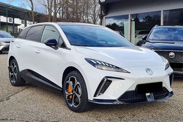 MG 4 64kWh XPower 4x4