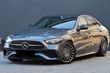 Mercedes Klasa C 220 d  4-Matic AMG