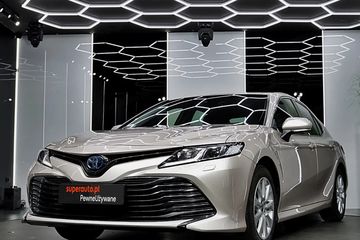 Toyota Camry 2.5 Hybrid Comfort CVT