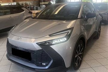 Toyota C-HR Style 2.0 Hybrid Dynamic Force Plug-in