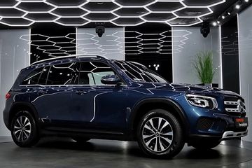 Mercedes GLB 200 7G-DCT