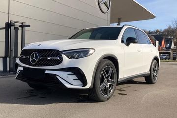 Mercedes GLC 200 4-Matic AMG Line