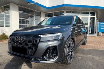 Audi Q7 SQ7 TFSI quattro