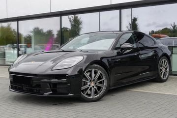 Porsche Panamera 4 E-Hybrid