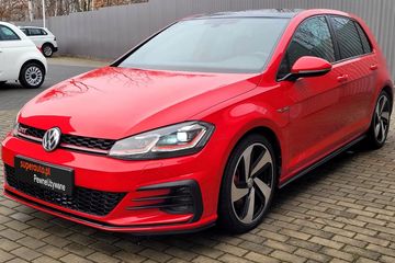 Volkswagen Golf VII 2.0 TSI GTI