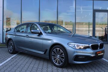 BMW Seria 5 520d xDrive Sport Line