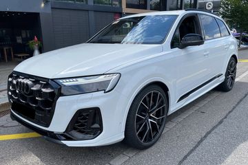 Audi Q7 50 TDI quattro S Line