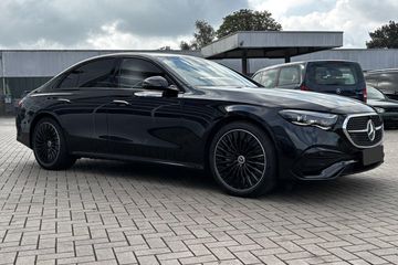 Mercedes Klasa E 220 d 4-Matic AMG