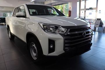 SsangYong Musso Grand 2.2 e-XDi Joy 4WD