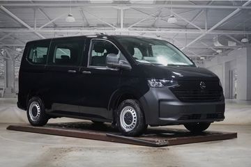 Volkswagen Transporter Kombi L2H1 aut.