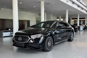 Mercedes Klasa E 300 de  4-Matic AMG
