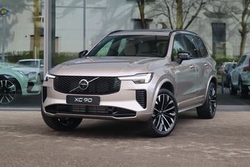 Volvo XC90 T8 AWD Plug-In Hybrid Ultra Dark 7os