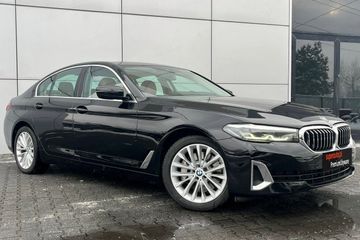 BMW Seria 5 530i xDrive mHEV Luxury Line aut