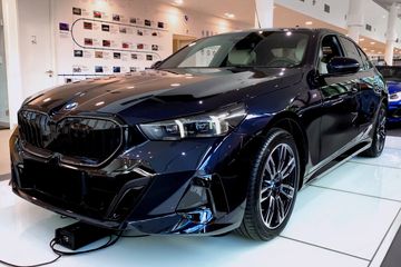 BMW Seria 5 520i M Sport