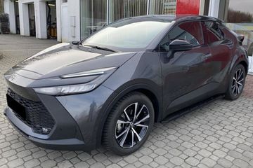 Toyota C-HR Style 2.0 Hybrid Dynamic Force Plug-in