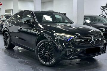 Mercedes GLC Coupe 300  4-Matic AMG Line